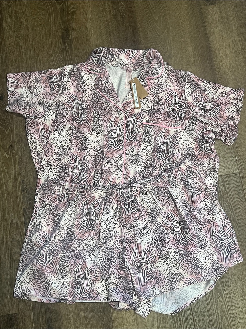 SKIMS Pink Animal-Print Short Pajama Set - Picture 3 of 4